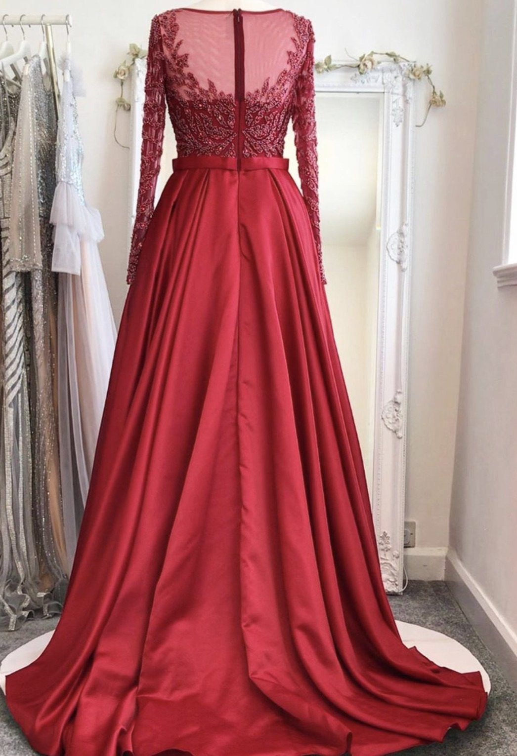 Ball gown full on sale sleeve