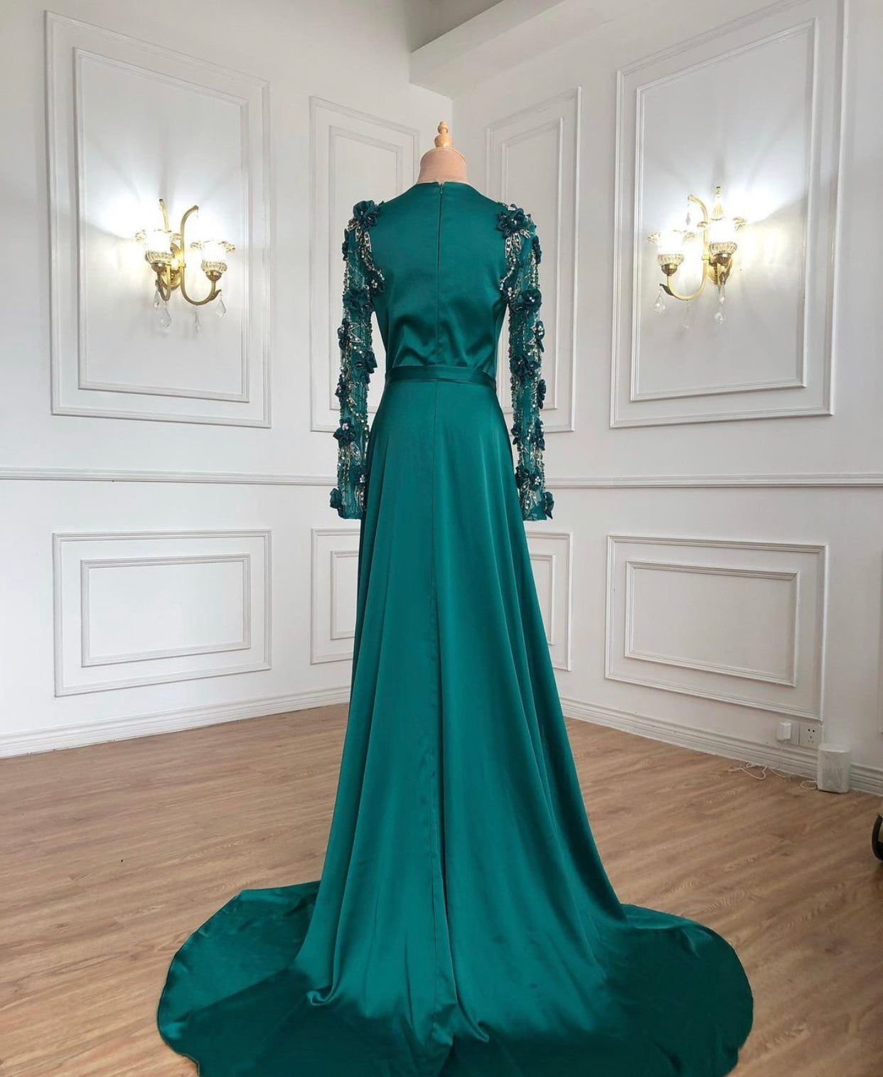 Formal emerald hot sale dress