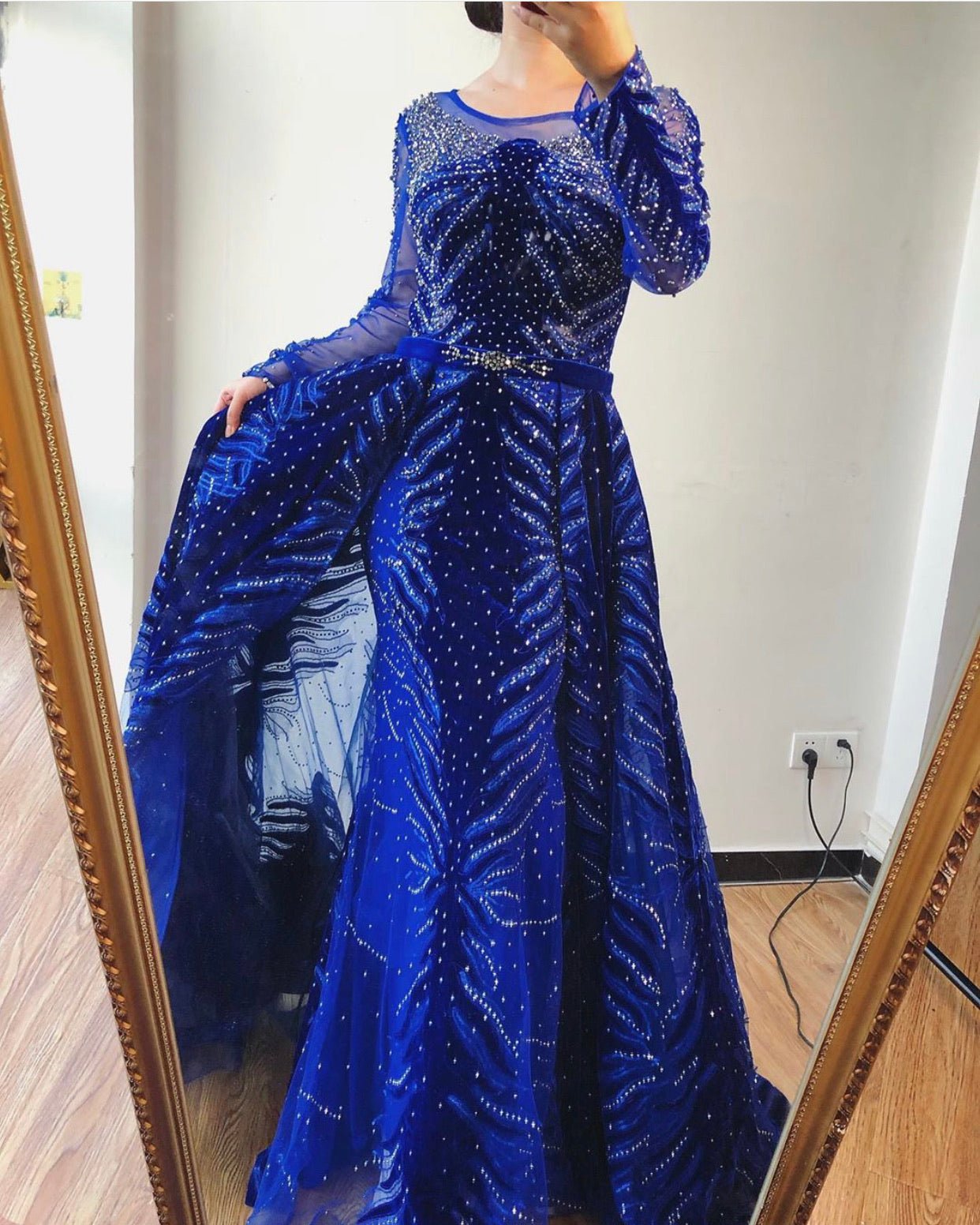 Royal blue prom clearance dress with sleeves